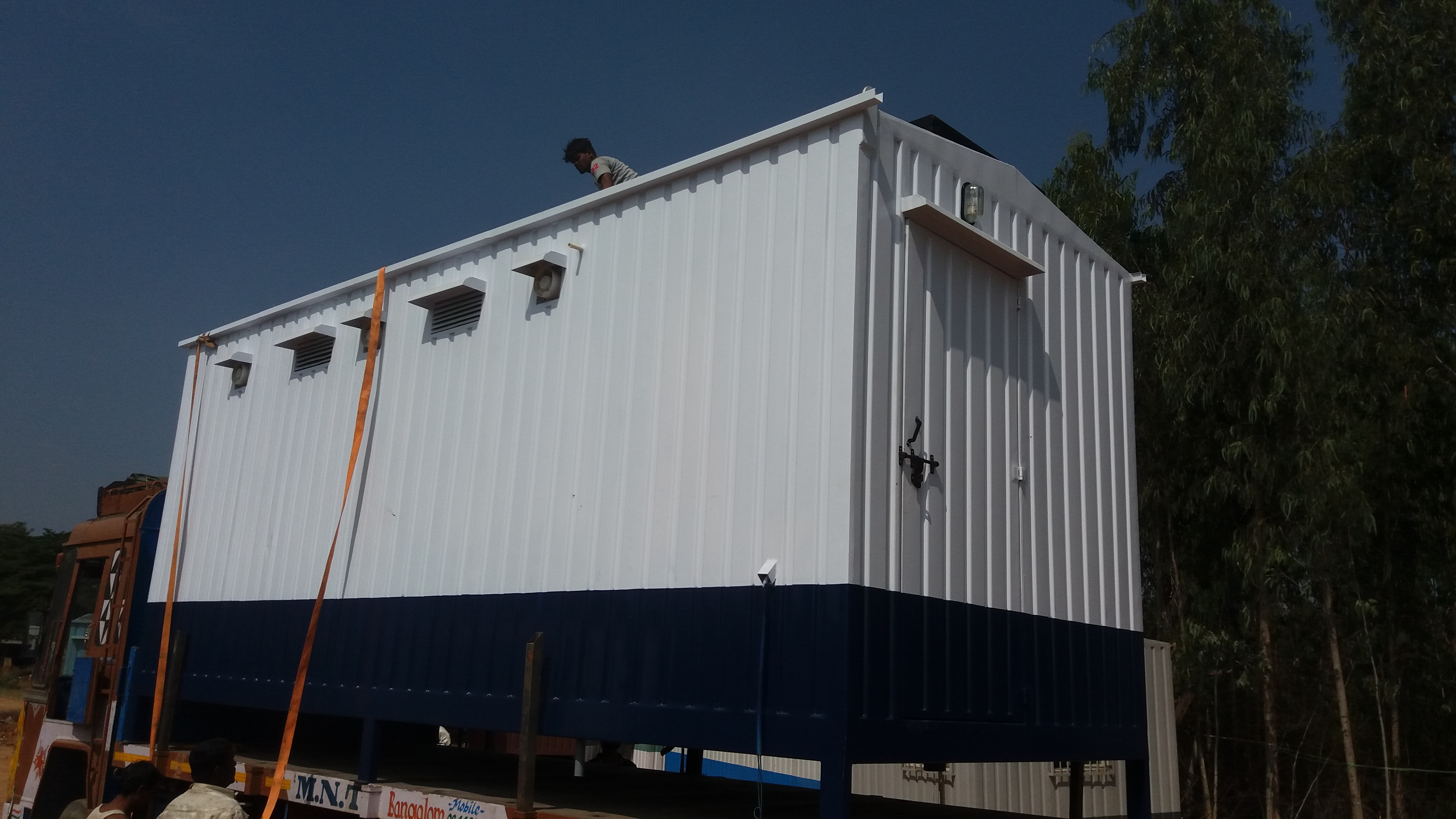 Portable Toilet manufacturers bangalore-1